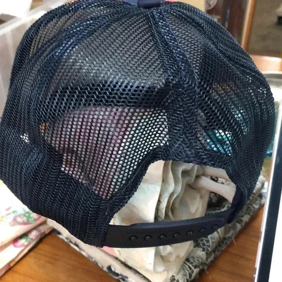 Otto Trucker Hat Van's Off the Wall - Picture 3 of 4